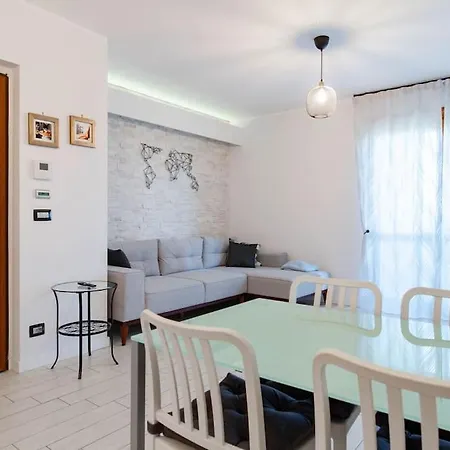 Comodo A Mirafiori - Santorelli Torino