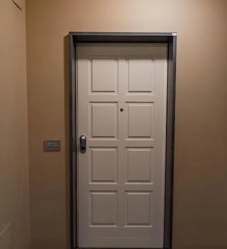 Comodo A Mirafiori - Santorelli *