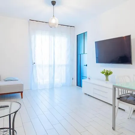 Comodo A Mirafiori - Santorelli Appartement