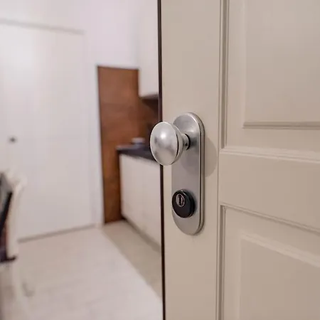 Comodo A Mirafiori - Santorelli * Turijn