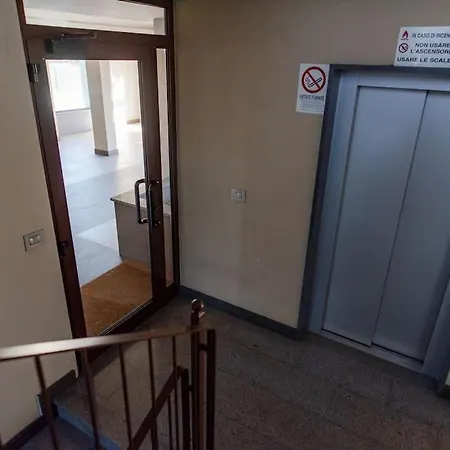 Comodo A Mirafiori - Santorelli *