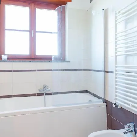 Appartement Comodo A Mirafiori - Santorelli Turin