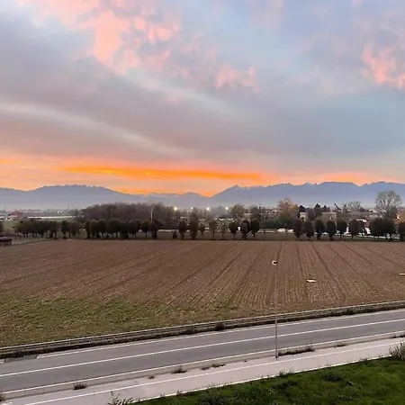 Comodo A Mirafiori - Santorelli