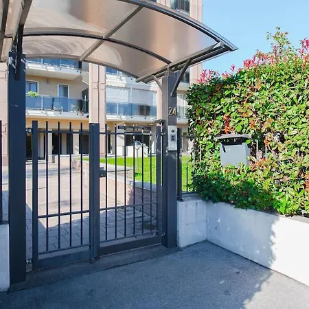 Comodo A Mirafiori - Santorelli Turim