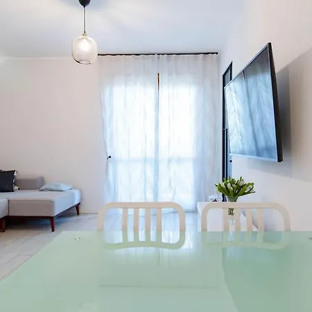 Comodo A Mirafiori - Santorelli * Turim